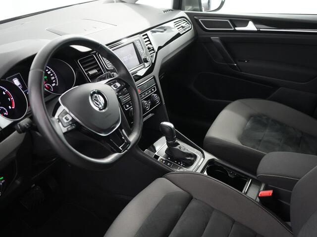 Volkswagen GOLF SPORTSVAN 1.4 TSI Connected Series | Stoelmassage | ACC |