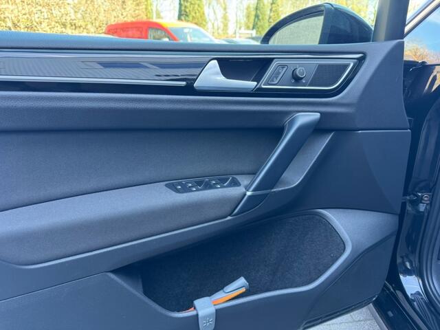 Volkswagen GOLF SPORTSVAN 1.2 TSI Highline,Navi,Camera,Clima,Carplay,Trekhk,Cruise