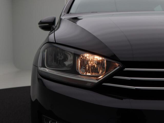 Volkswagen GOLF SPORTSVAN 1.2 TSi 110 Pk Highline | Navigatie | Trekhaak | 17 Inch | Privacy Glass | Camera | 99.713 Km!!
