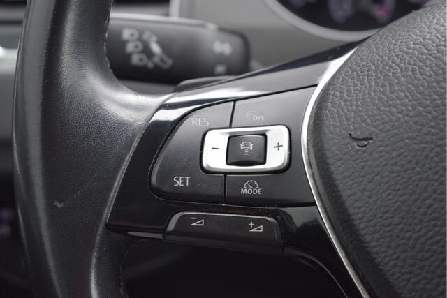 Volkswagen GOLF SPORTSVAN 1.5 TSI ACT Comfortline Adaptive cruise, Stoelverwarming, Camera, PDC, Trekhaak,