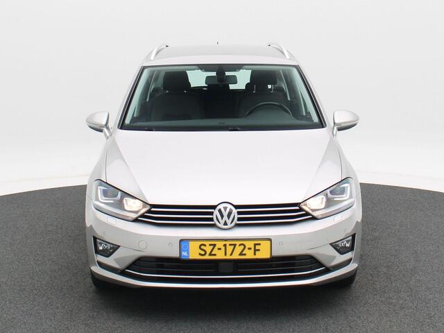 Volkswagen GOLF SPORTSVAN 1.4 TSi 125 Pk Automaat Highline | Cruise Control | Navigatie | Bluetooth | Parkeersensoren | Stoelverwarming | Trekhaak | 17 Inch