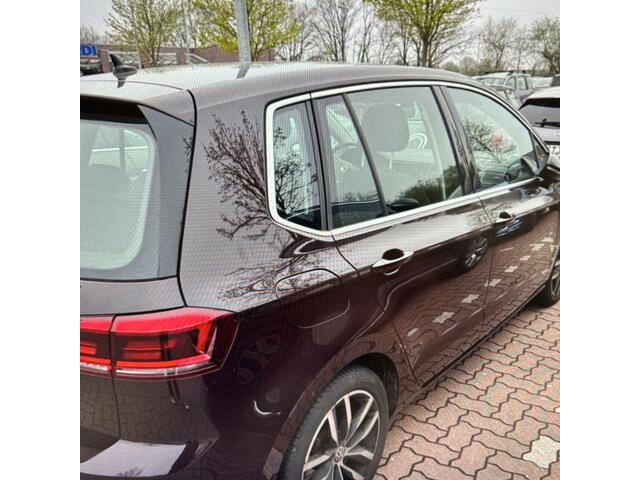 Volkswagen GOLF SPORTSVAN 1.5 TSI ACT AUTOMAAT HIGHLINE EDITION. LED / NAVI / CRUISE / TREKHAAK / RIJKLAAR