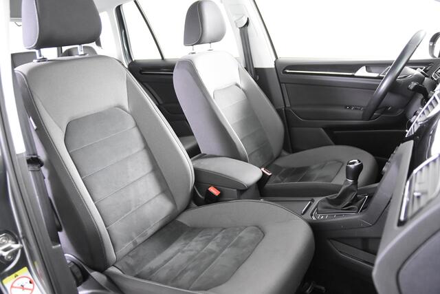 Volkswagen GOLF SPORTSVAN 1.5 TSI ACT Highline *1ste Eigenaar*Leer*Navigatie*