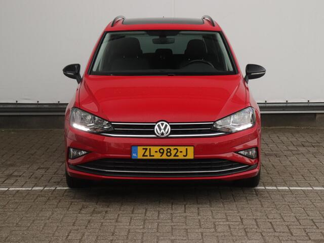 Volkswagen GOLF SPORTSVAN 1.5 TSI ACT Comfortline | Panorama dak | Inklapbare Trekhaak | Stoelverwarming| Adaptive Cruise Control |