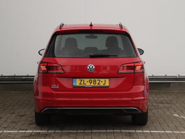 Volkswagen GOLF SPORTSVAN 1.5 TSI ACT Comfortline | Panorama dak | Inklapbare Trekhaak | Stoelverwarming| Adaptive Cruise Control |