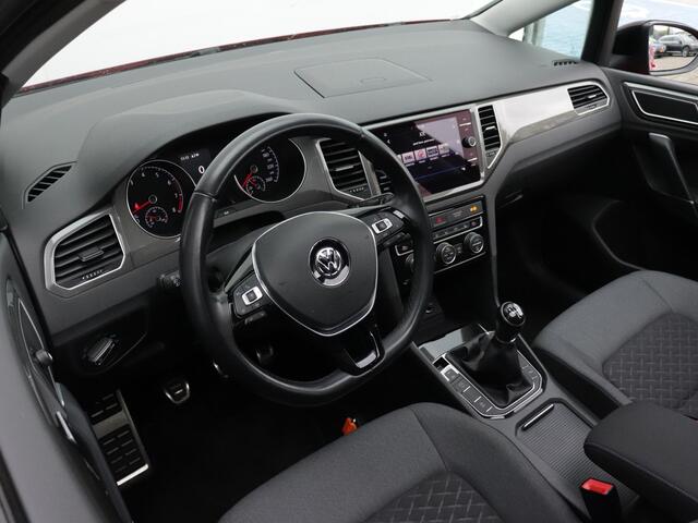 Volkswagen GOLF SPORTSVAN 1.5 TSI ACT Comfortline | Panorama dak | Inklapbare Trekhaak | Stoelverwarming| Adaptive Cruise Control |