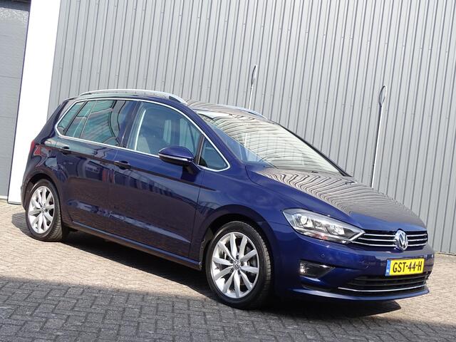 Volkswagen GOLF SPORTSVAN 1.4 TSI Highline Automaat, F1-Flippers, Navigatie, Multimedia, Airco/ECC, CruiseControl, Stoelverwarming, Trekhaak afneembaar, Parkeersensoren, Lm-velgen, Bedienbaar stuur