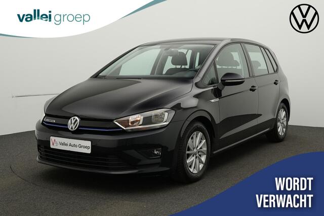 Volkswagen GOLF SPORTSVAN 1.0 TSI 115 pk DSG Trendline | Trekhaak | Parkeersensoren voor/achter | Climatronic