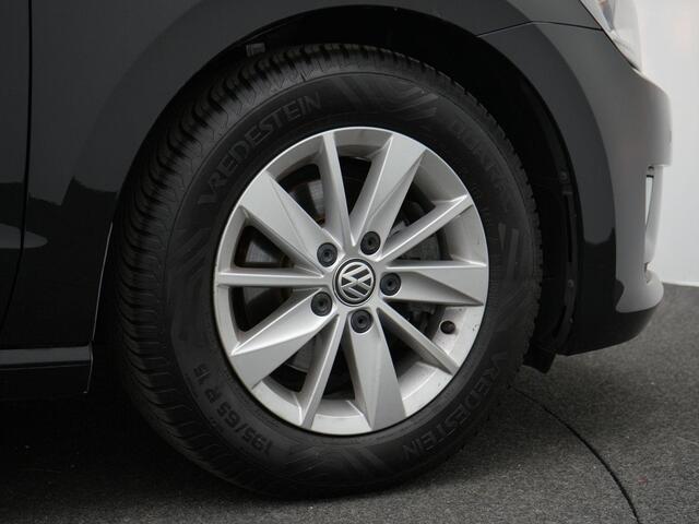 Volkswagen GOLF SPORTSVAN 1.0 TSI 115 pk DSG Trendline | Trekhaak | Parkeersensoren voor/achter | Climatronic
