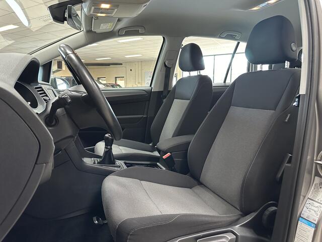 Volkswagen GOLF SPORTSVAN 1.2 TSI Highline/ Trekhaak/ Stoelverw./ Navi/ Clima/ Cruise/ Elek. pakket/ Isofix/ Bluetooth/ Armsteun/ LEDER. Stuur/ 15'' LMV/ PDC V+A.