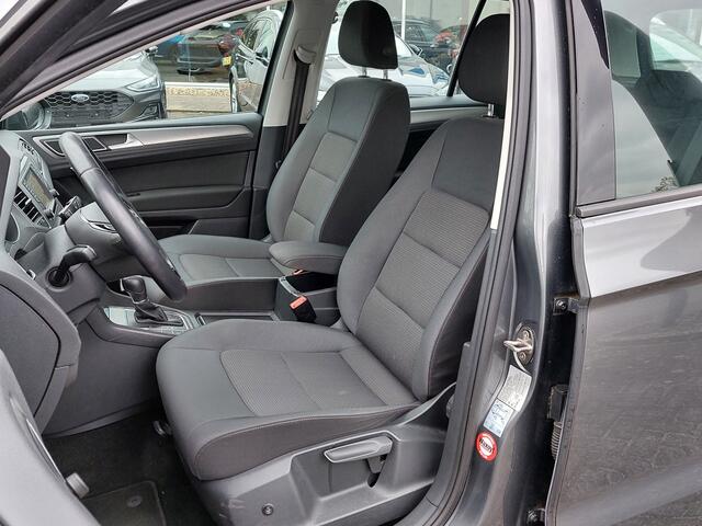 Volkswagen GOLF SPORTSVAN 1.0 TSI 116pk DSG Comfortline Executive | Origineel NL | Navi | Apple Carplay+Android Auto | Clima | Cruise | Licht+Regensensor | Pdc V+A | Mistlampen | 16''lm | Trekhaak