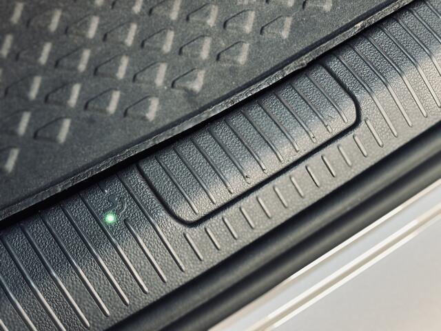 Volkswagen GOLF SPORTSVAN 1.5 TSI ACT DSG | Trekhaak | Navi | Stoelverw.