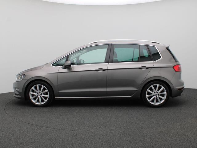 Volkswagen GOLF SPORTSVAN 1.4 TSI Highline 150PK DSG Adaptieve Cruise Controle, Trekhaak, Achteruitrijcamera, Ergo Comfort Stoel, 17" LM Velgen, Navi, Stoelverwarming