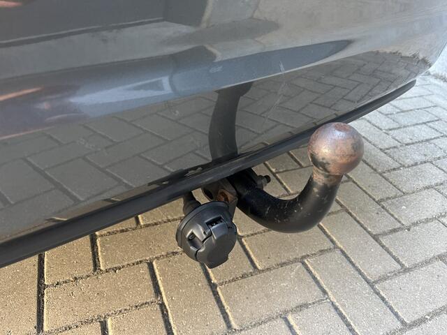 Volkswagen GOLF SPORTSVAN 1.0 TSI Comfortline