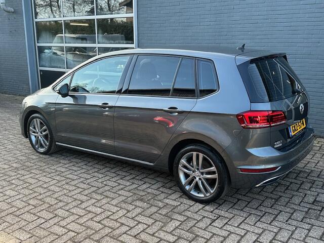 Volkswagen GOLF SPORTSVAN 1.5 TSI ACT Highline Edition