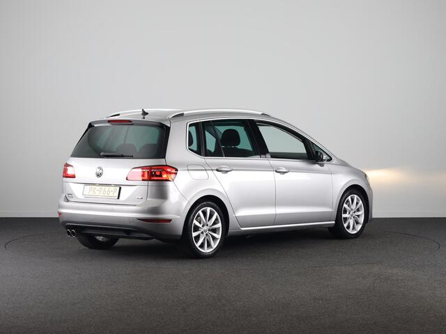 Volkswagen GOLF SPORTSVAN 1.4 TSI Highline |DSG Automaat | Navigatie | Achteruitrij Camera | Parkeer Sensoren Voor en Achter | ACC Cruise controle | Climate Control Airco |