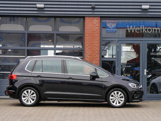 Volkswagen GOLF SPORTSVAN 1.2 TSI 111PK Automaat Highline | TREKHAAK | CAMERA | CARPLAY |