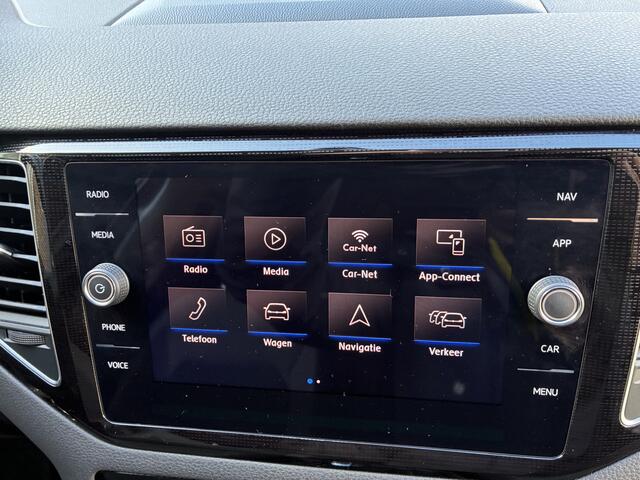 Volkswagen GOLF SPORTSVAN 1.5 TSI ACT Highline '20 Led Carplay Adaptive Cruise