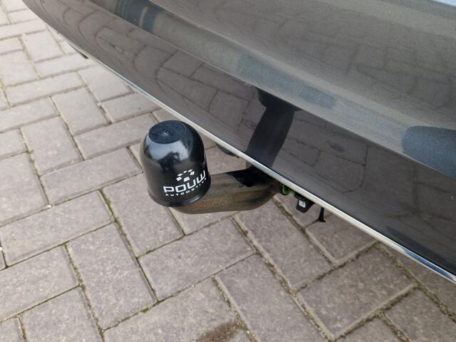 Volkswagen GOLF SPORTSVAN 1.5 TSI Highline Automaat - Trekhaak - NL Auto - Camera