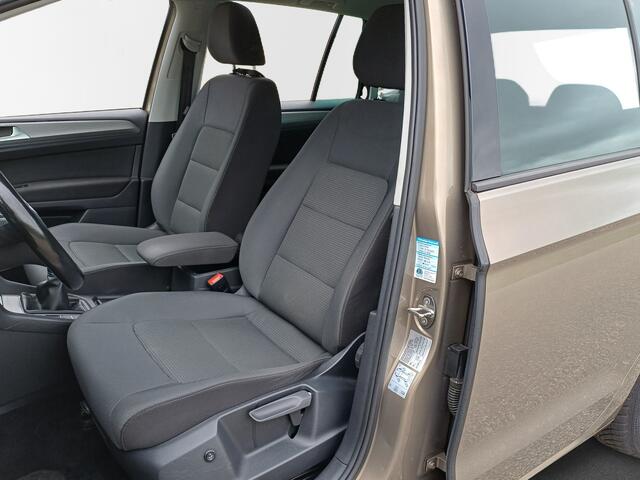 Volkswagen GOLF SPORTSVAN 1.0 TSI Comfortline /NL/Trekh/Clima/Navi/Carplay/Camera/Stoelverw./