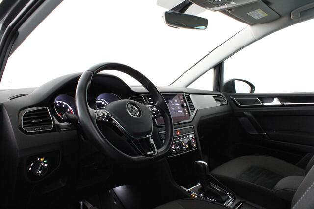 Volkswagen GOLF SPORTSVAN 1.5 TSI ACT Highline >150pk/Automaat/Camera/Trekhaak/Adapt.cruise