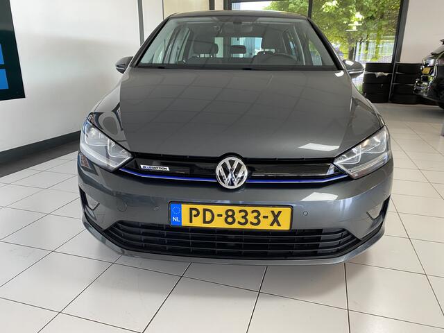Volkswagen GOLF SPORTSVAN 1.0 TSI Comfortline Navigatie /Airco / Carplay / Camera