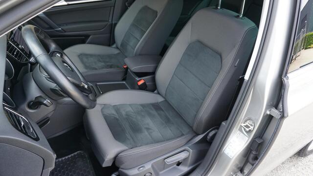 Volkswagen GOLF SPORTSVAN 1.5 TSI 150pk DSG Highline LED Navi A-Camera Stoelverwarming Adaptive Cruise 44623km!