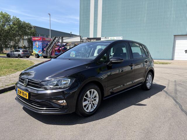 Volkswagen GOLF SPORTSVAN 1.0 TSI Comfortline Automaat DSG 110 PK. Nieuwe auto !!!