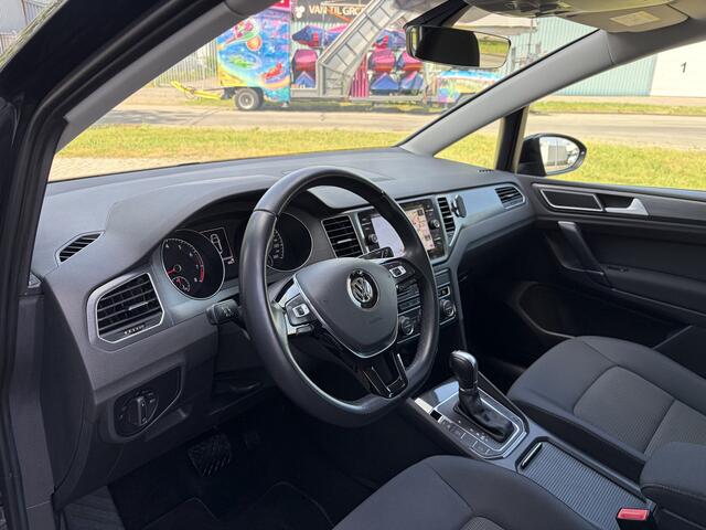 Volkswagen GOLF SPORTSVAN 1.0 TSI Comfortline Automaat DSG 110 PK. Nieuwe auto !!!