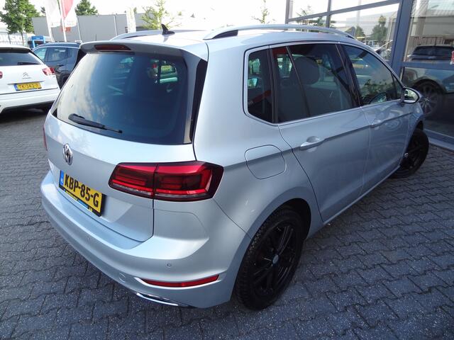 Volkswagen GOLF SPORTSVAN 1.5 TSI ACT Highline | CRUISE | AUTOMAAT | LMV |