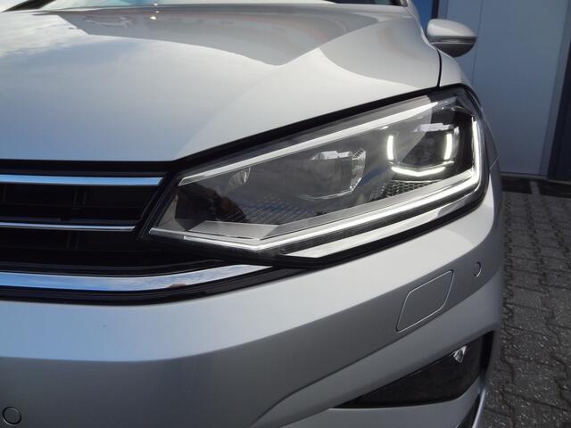 Volkswagen GOLF SPORTSVAN 1.5 TSI ACT Highline | CRUISE | AUTOMAAT | LMV |