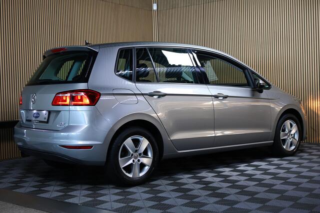 Volkswagen GOLF SPORTSVAN 1.2 TSI AVM Business Edition Connected AIRCO CRUISE AUX PDC STOELVW"17