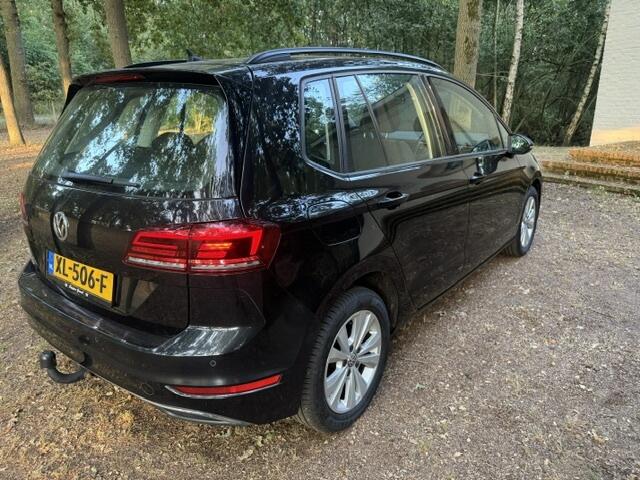 Volkswagen GOLF SPORTSVAN 1.0 TSI Highline Ed.