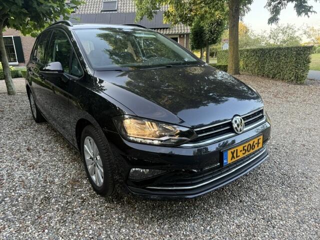 Volkswagen GOLF SPORTSVAN 1.0 TSI Highline Ed.