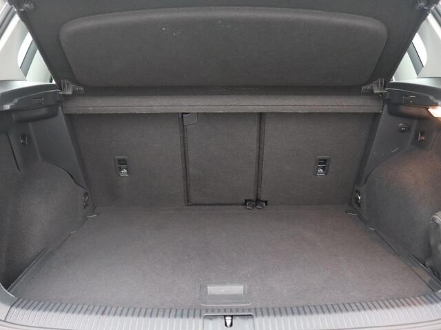 Volkswagen GOLF SPORTSVAN 1.0 TSI Highline Edition 110 PK Trekhaak, Achteruitrijcamera, Navi, Clima, 16" lm velgen, Adaptieve Cruise Control