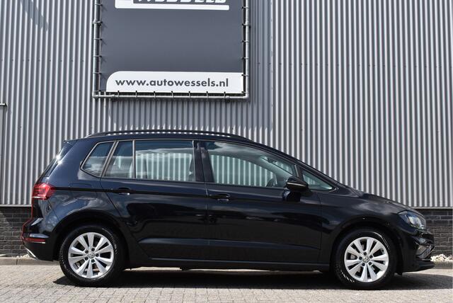 Volkswagen GOLF SPORTSVAN 1.5 TSI ACT Comfortline 130pk Camera, Adaptive cruise, Wegkl. trekhaak, Stoelverwarming, Navi