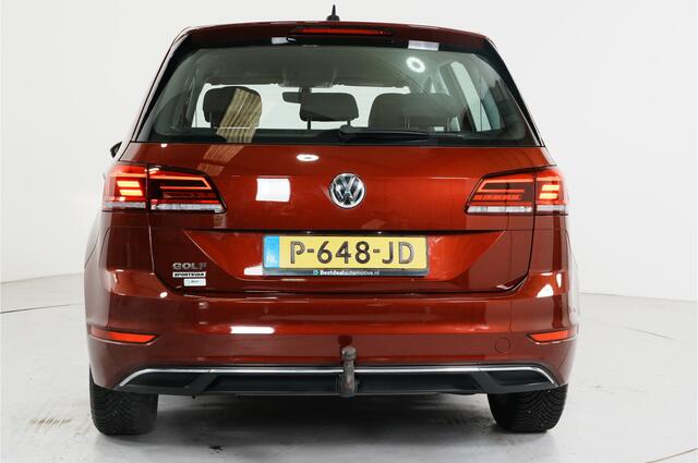 Volkswagen GOLF SPORTSVAN 1.5 TSI ACT Highline | Trekhaak | Camera | Adaptive Cruise |