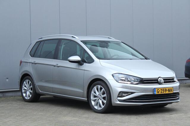 Volkswagen GOLF SPORTSVAN 1.5 TSI 130pk ACT DSG Automaat Comfortline | Afneembare trekhaak | Navigatie | Stoelverwarming