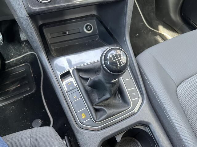 Volkswagen GOLF SPORTSVAN 1.0 TSI Comfortline / ADAPTIVE CRUISE/ APP-CONNECT/ PARKEER SENSOREN V+A/ CAMERA/ STOELVERWARMING/ NAVI/ DAB/ CLIMA/ 16'' LMV