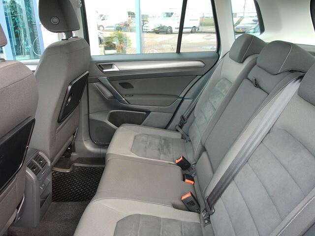 Volkswagen GOLF SPORTSVAN 1.0 TSI Comfortline, Automaat / Trekhaak / Full LED / Camera + Sensoren / ErgoActive