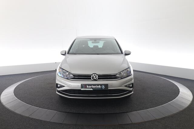 Volkswagen GOLF SPORTSVAN 1.0 TSI Highline Stoelverwarming, Cruise, Achteruitrijcamera