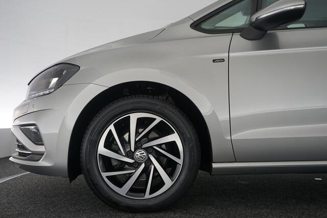Volkswagen GOLF SPORTSVAN 1.0 TSI Highline Stoelverwarming, Cruise, Achteruitrijcamera