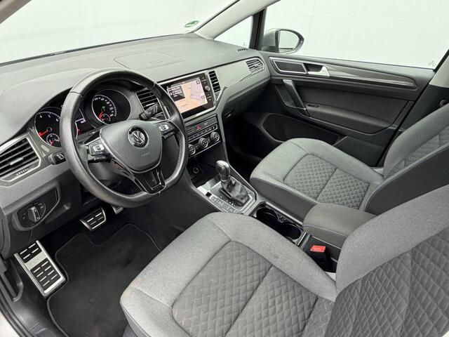Volkswagen GOLF SPORTSVAN 1.5 TSI ACT Highline Adapt.Cruise Stoelverw Trekhaak Carplay