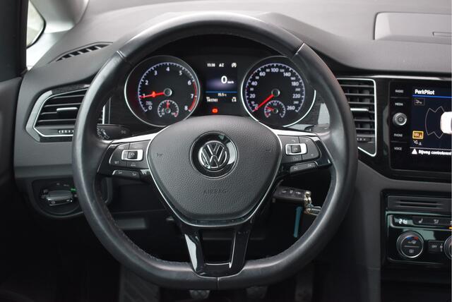 Volkswagen GOLF SPORTSVAN 1.5 TSI ACT Highline Edition Stoelverwarming+massage, Camera, Adaptive cruise