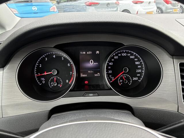 Volkswagen GOLF SPORTSVAN 1.0 TSI Connected Series | Climate control | Navigatie | Elektrisch Pakket | Camera | Parkpilot | Cruise control | LM-Velgen