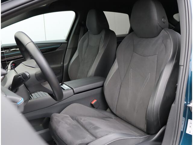 Volkswagen ID ID.7 Pro Business 77 kWh | IQ.Light | Massage | Warmtepomp |