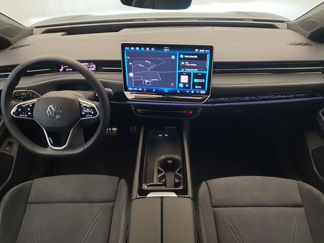 Volkswagen ID ID.7 Tourer Pro 77 kWh 210KW Wegklapbare trekhaak, 360 camera, ACC