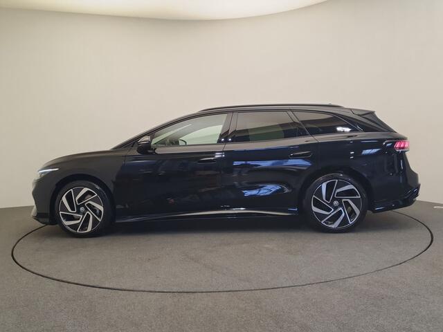 Volkswagen ID ID.7 Tourer Pro 77 kWh 210KW Wegklapbare trekhaak, 360 camera, ACC