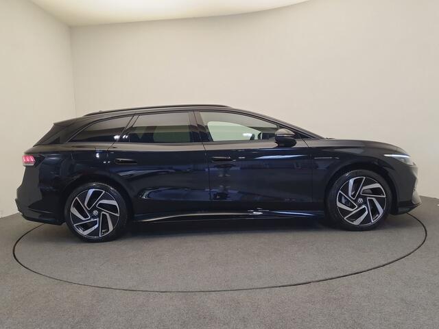Volkswagen ID ID.7 Tourer Pro 77 kWh 210KW Wegklapbare trekhaak, 360 camera, ACC
