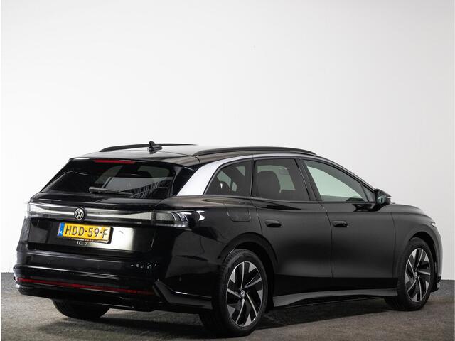 Volkswagen ID ID.7 Tourer Pro Business 77 kWh | Trekhaak | Achteruitrijcamera | Stuur & stoelverwarming |
